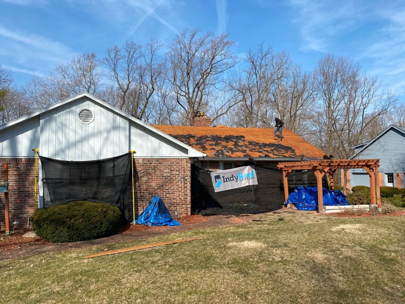 Manufacturer-certified roof installation in Kingsborough